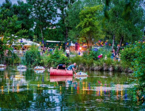 Freiwillige Feuerwehr Speckswinkel feiert „Teich in Flammen“