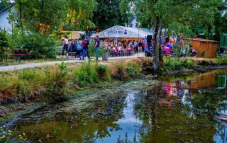 teich in flammen fest
