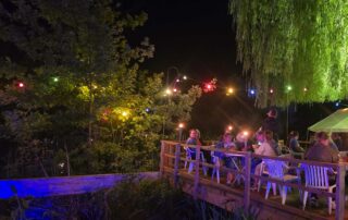 teich in flammen fest