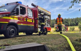 teich in flammen feuerwehruebung