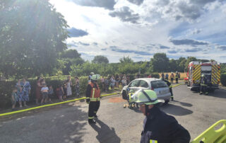 teich in flammen feuerwehruebung